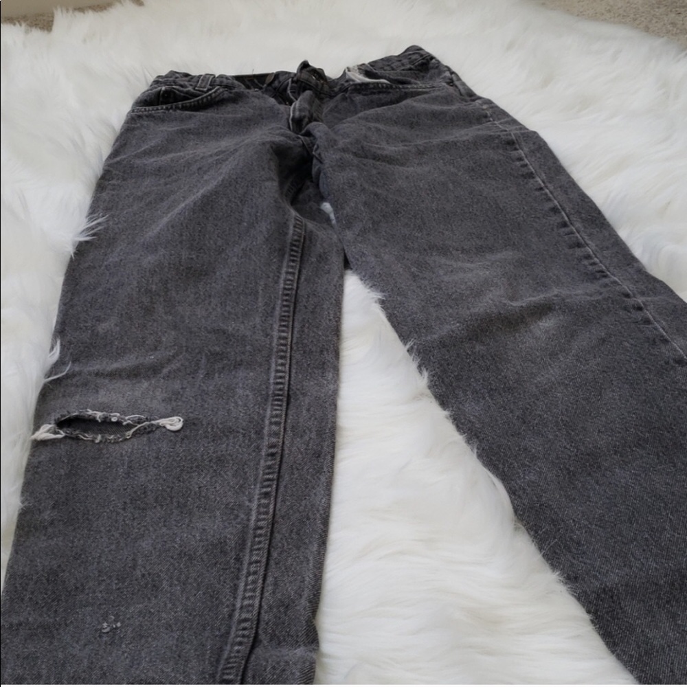 Gray Levi's